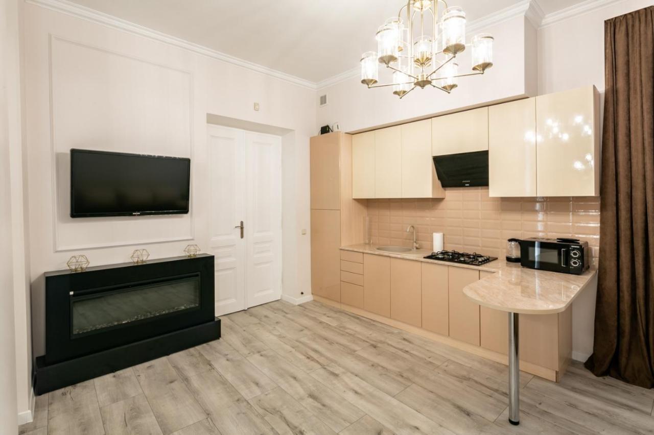 Avangard DeLuxe Art Apartment Lviv Bagian luar foto